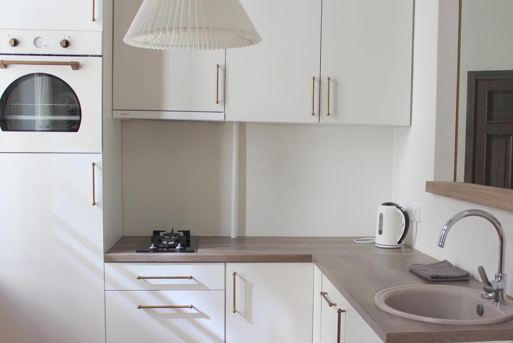 2 Room Apartment In Embasy Area Riga Ngoại thất bức ảnh