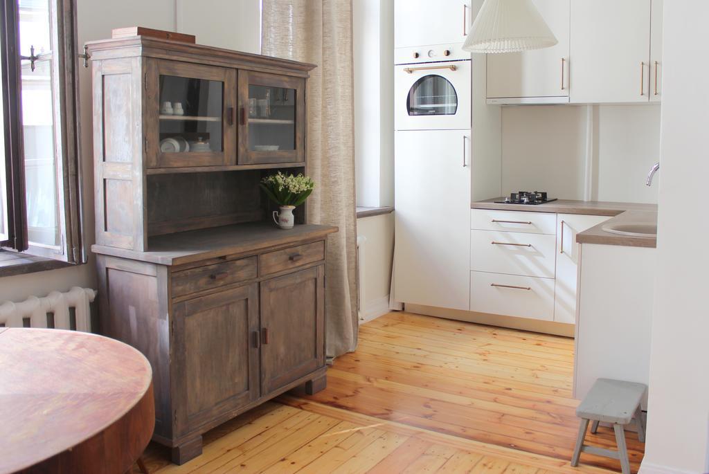 2 Room Apartment In Embasy Area Riga Ngoại thất bức ảnh