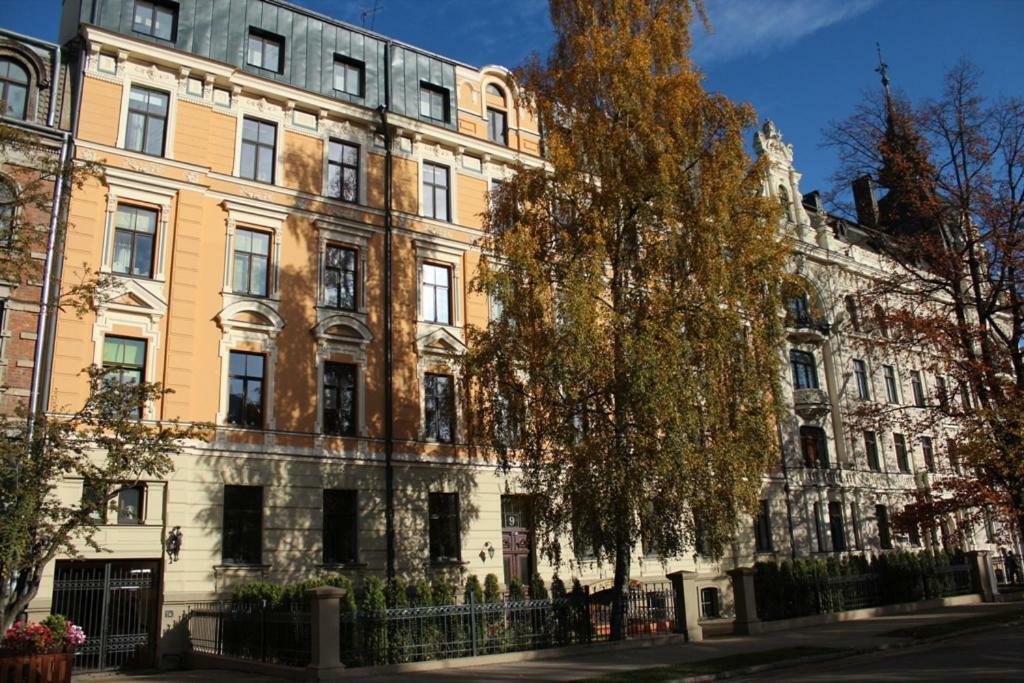 2 Room Apartment In Embasy Area Riga Ngoại thất bức ảnh